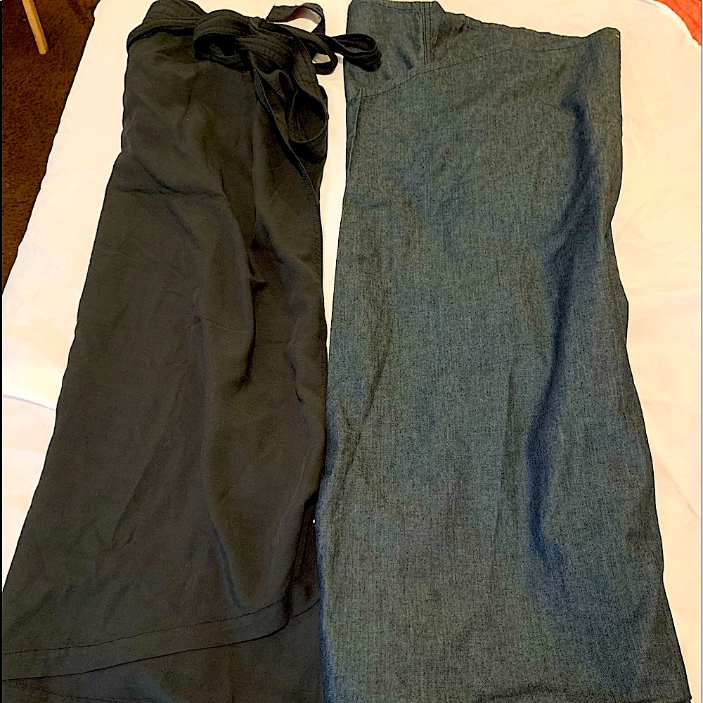 1 GAP MIDI WRAP SKIRTS SIZE XL $35
